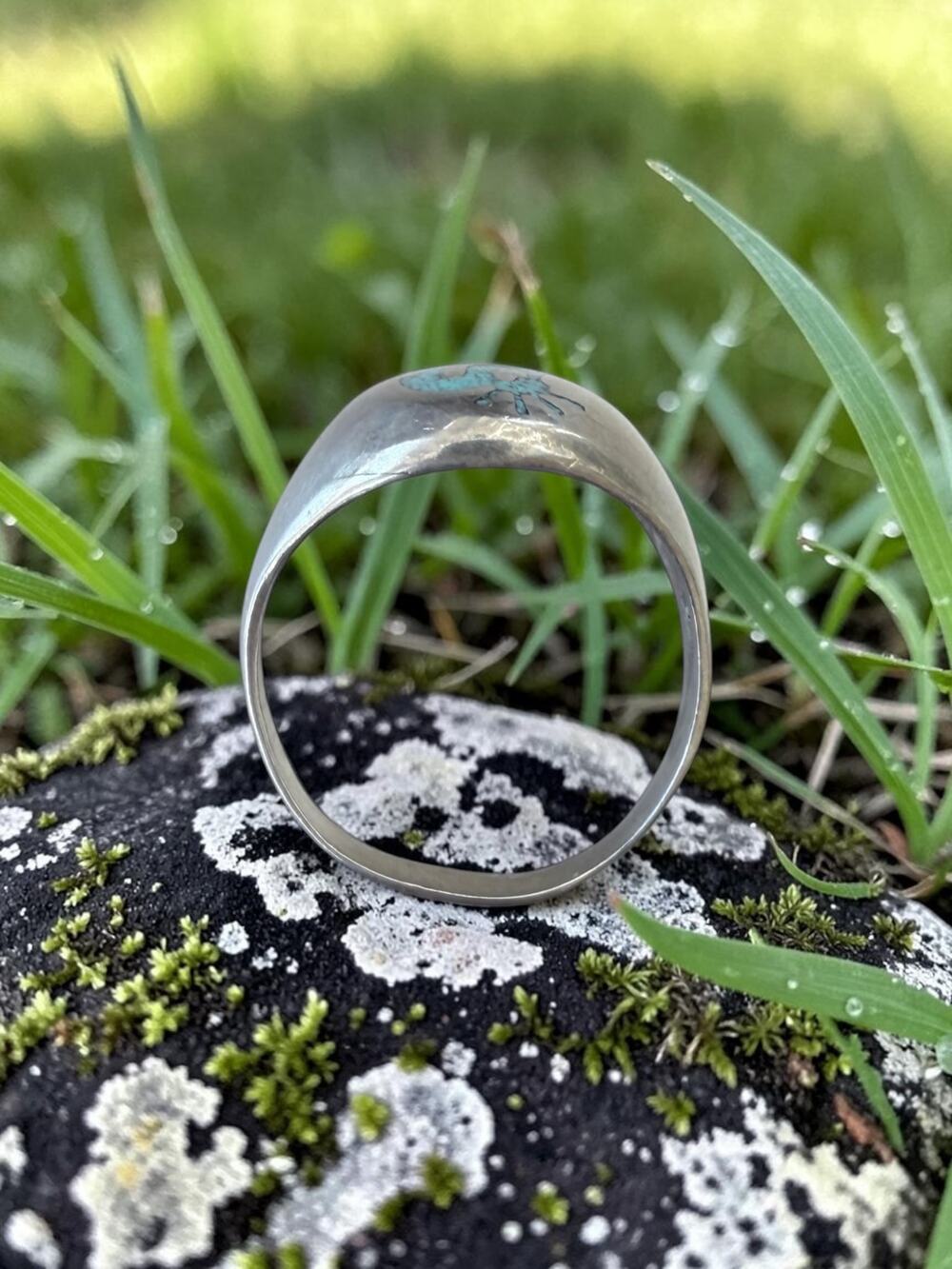Vintage Silver Navajo Turquoise Kokopelli Statement Ring Crushed Stone Inlay - Picture 8 of 8